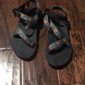 Size 5 Chacos